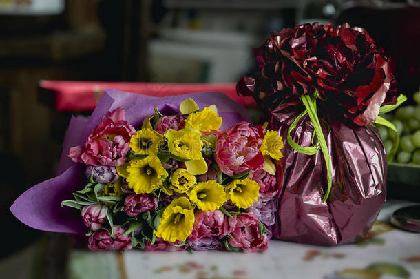 礼物和花束