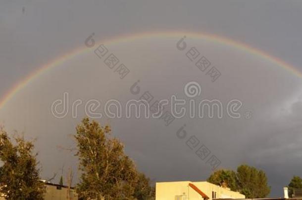 亚利桑那季风彩虹
