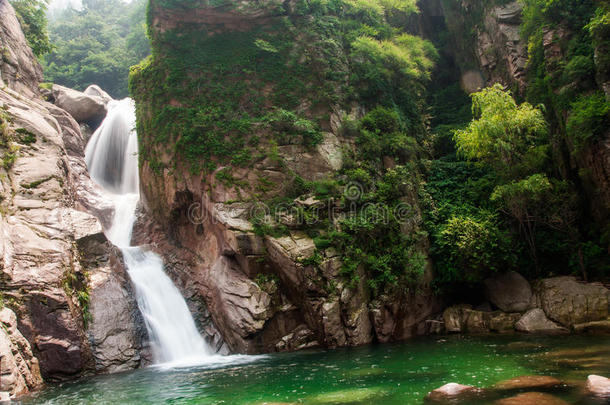 中国青岛崂山潮音炒菜景观