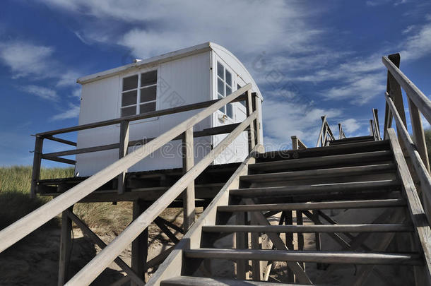 守卫海滩小屋