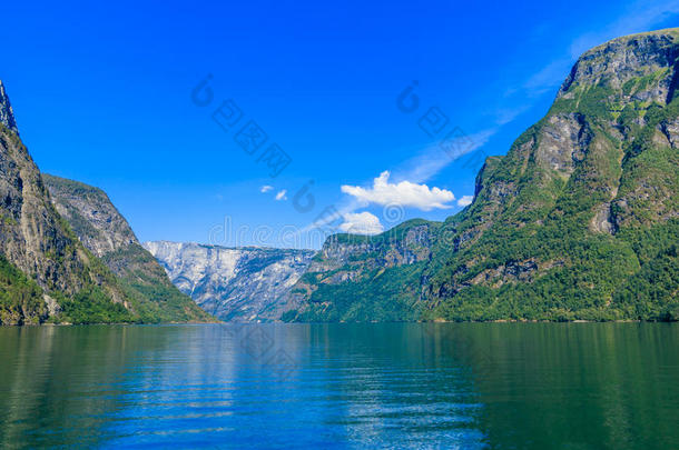 旅游和旅游。挪威的山脉和峡湾。