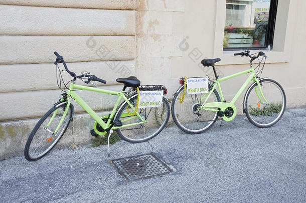 出租绿色自行车