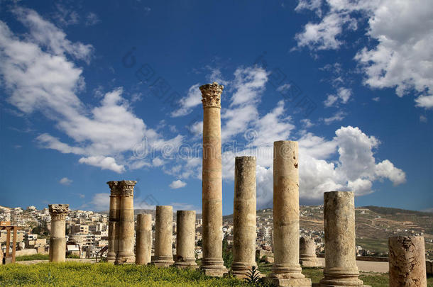 约旦城市杰拉什的罗马柱