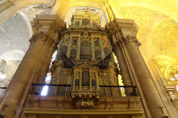 马拉加<strong>内部</strong>大<strong>教堂</strong>是西班牙南部安达卢西亚马拉加市文艺复兴时期的<strong>教堂</strong>