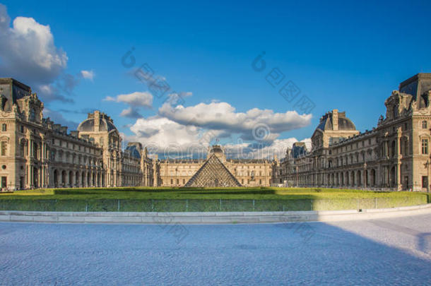 法国巴黎卢浮宫博物馆。