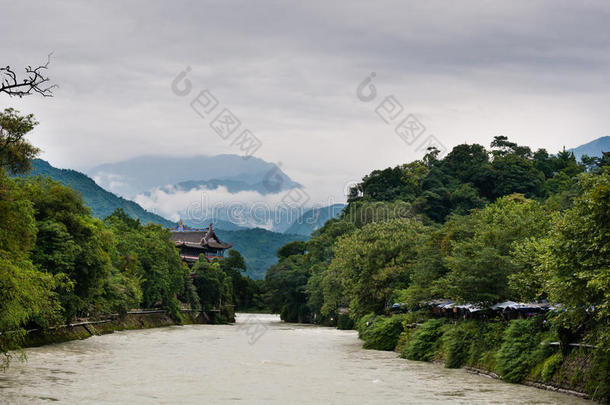 都江堰丽都山河景观