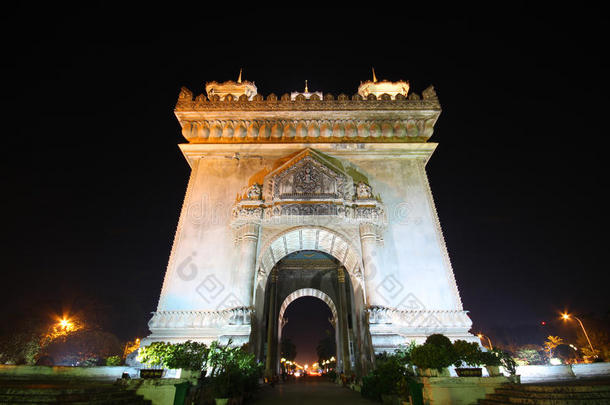 老挝万象八都赛胜利纪念碑，万象胜利纪念碑大门