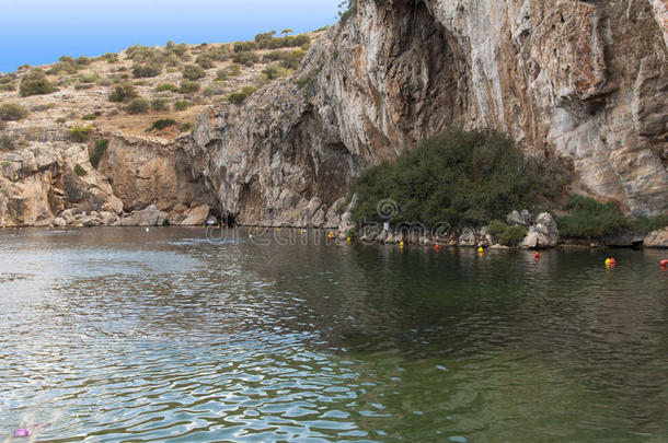 vouliagmeni，希腊阿森附近的热辐射<strong>矿泉</strong>水湖