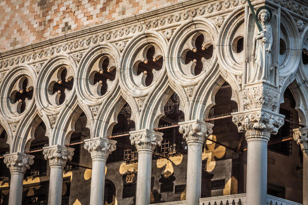 意大利威尼斯圣马可广场的圣马可大教堂