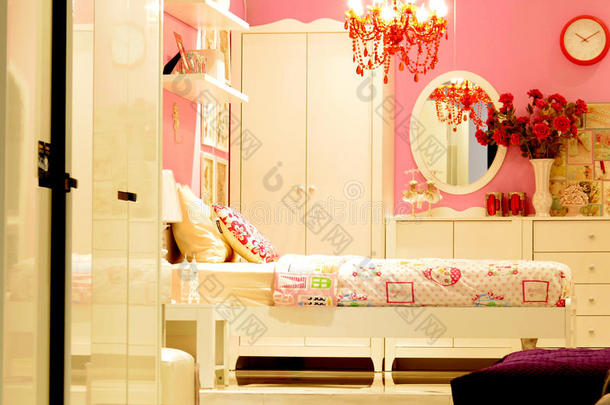 粉色复古卧室室内设计
