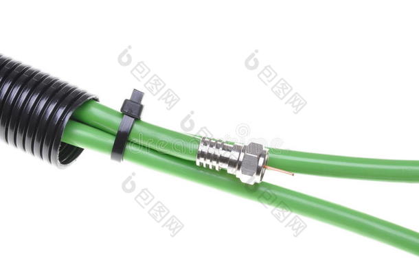 波纹管f型绿色同轴电缆