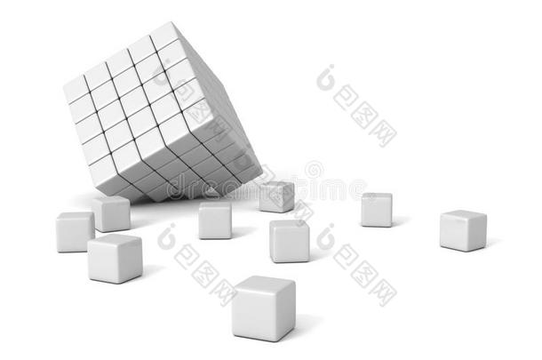 破碎的白色块状有组织的立方体