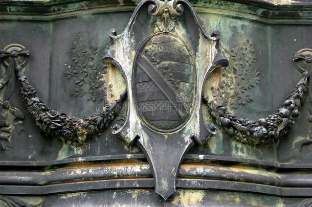 青铜盾徽，建筑外部，德累斯顿