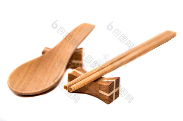 木制筷子和勺子