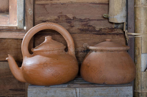 古代的古董亚洲的棕色的陶瓷