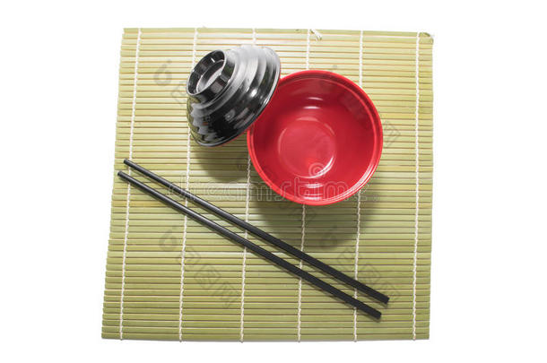 红碗饭，配木筷子和木垫