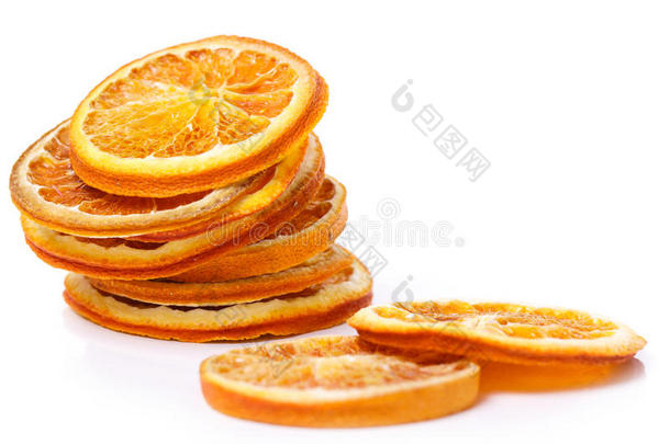 桌子上的橘子干