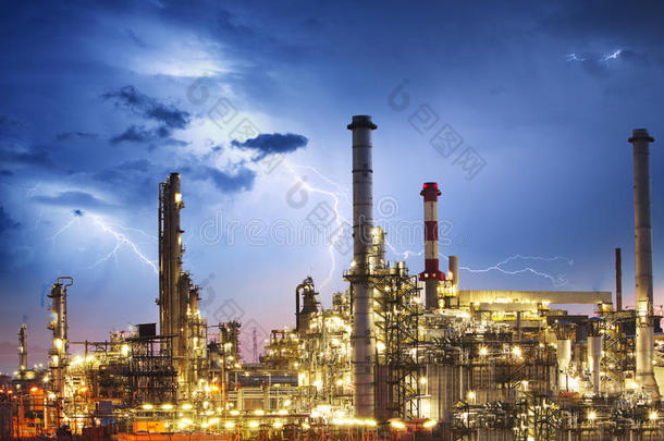 石油工业炼油厂-闪电工厂