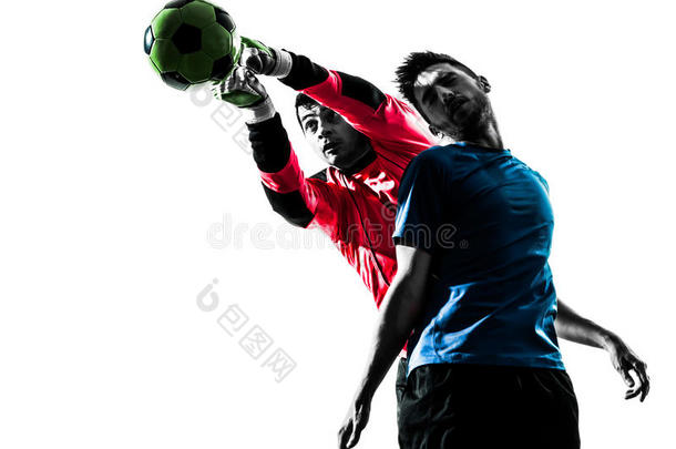 两名男子足球运动员守门员出击头球比赛剪影
