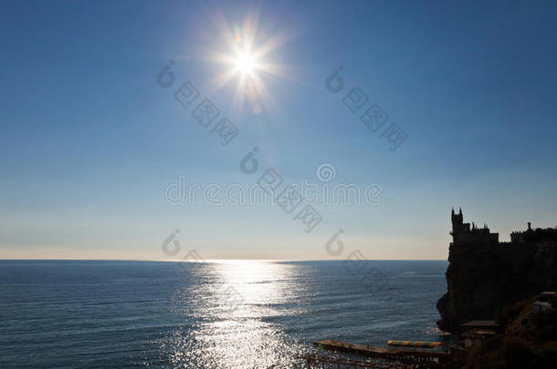 黑海上的太阳和燕窝城堡