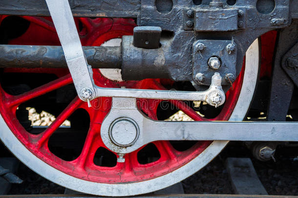 蒸汽机车车轮、驱动装置、连杆、连杆和