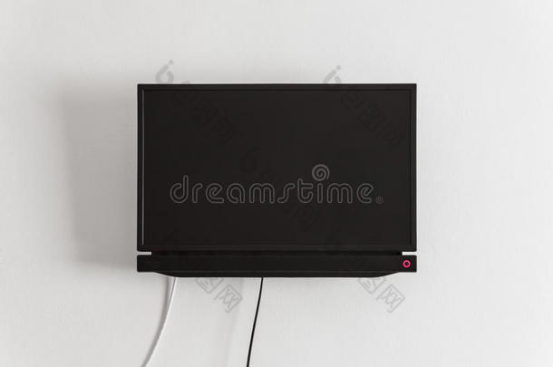 挂在墙上的黑色液晶或led电视屏幕