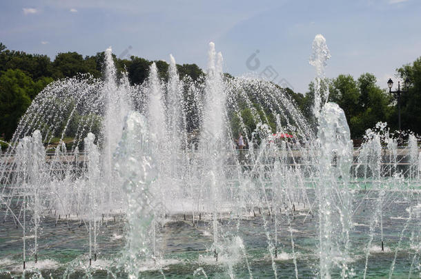 tsatitsino喷泉