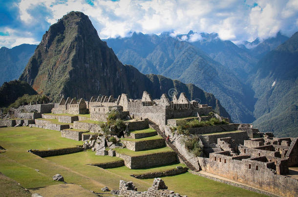 马丘比丘，1981年成为秘鲁历史保护区，1983年被联合国教科文组织列为世界遗产。<strong>新</strong>七大<strong>奇迹</strong>之一