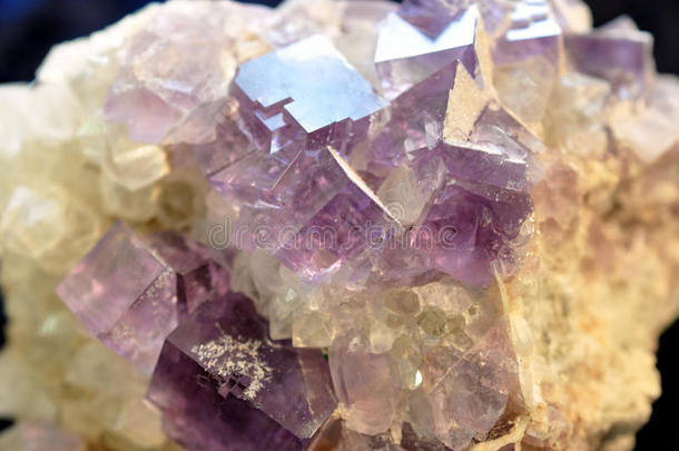 矿物紫水晶