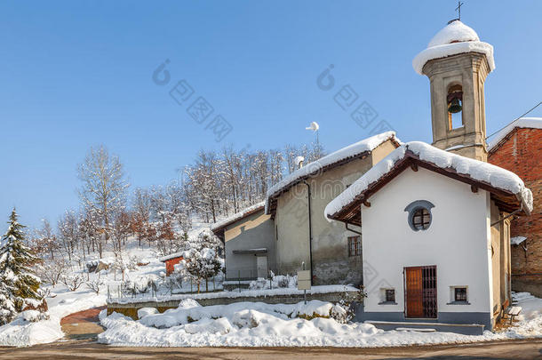 乡村小教堂。