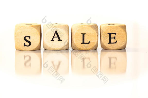 <strong>sale</strong>拼写单词，用倒影对字母进行骰子运算