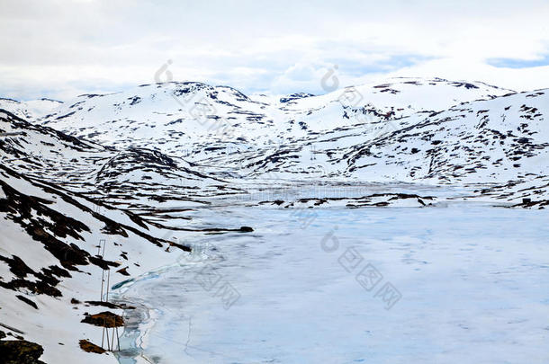 雪域王国：冰封的湖光山色