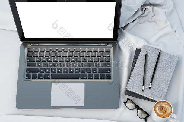 床上现代笔记本电脑的3d插图，模板，实物模型背景