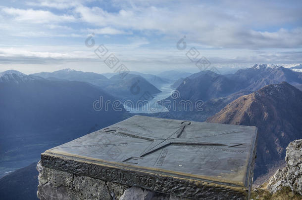 高山全景