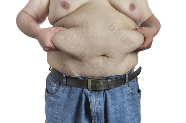 超重的男人吃着肚子里的脂肪