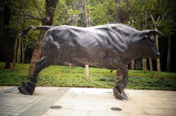 奶牛<strong>雕塑景观</strong>