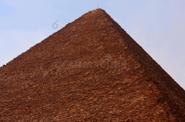 埃及吉萨沙漠中的金字塔