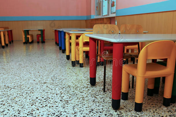 学校食堂食堂的椅子