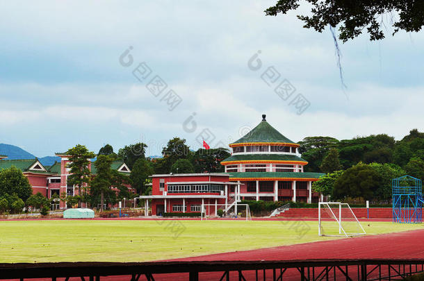 中国学校，中国传统建筑风格的中学校园