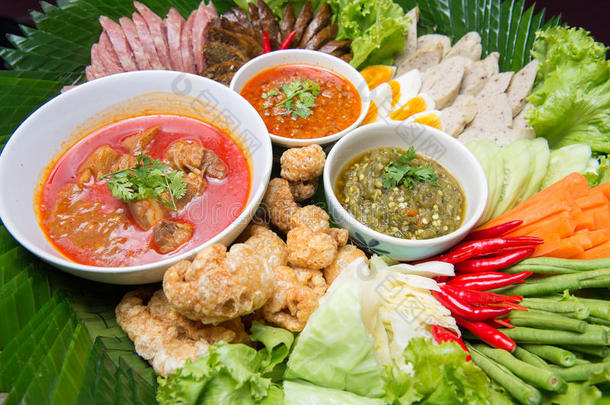 汉托克。坎托克晚餐<strong>一直</strong>是泰国北部地区一个受欢迎的旅游景点