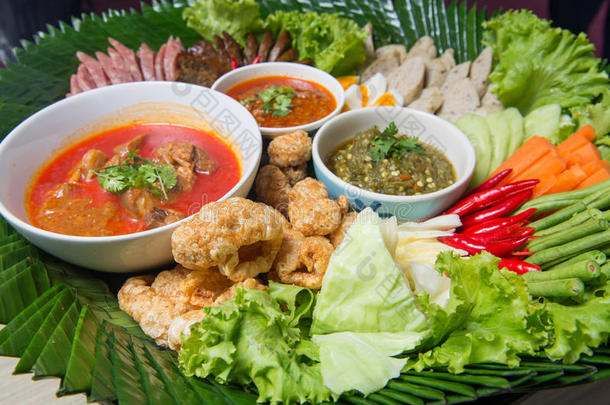 汉托克。坎托克晚餐<strong>一直</strong>是泰国北部地区一个受欢迎的旅游景点