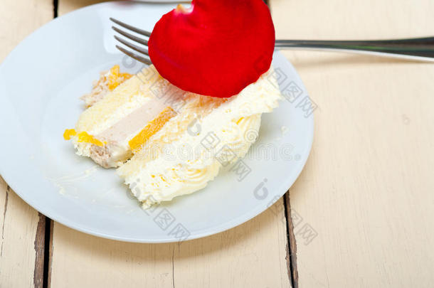 奶油芒果蛋糕