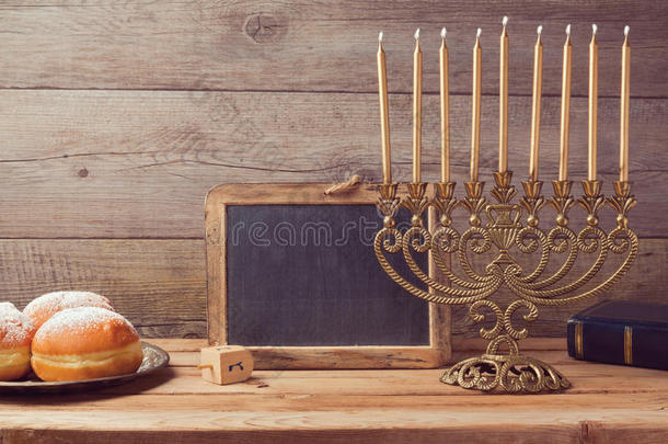 复古犹太节日粉笔庆祝活动和光明节
