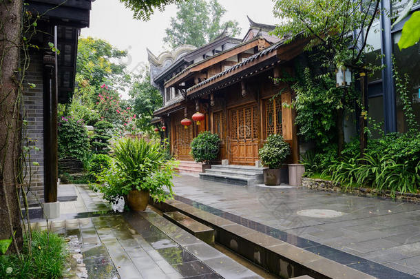 雨天的中国老式建筑
