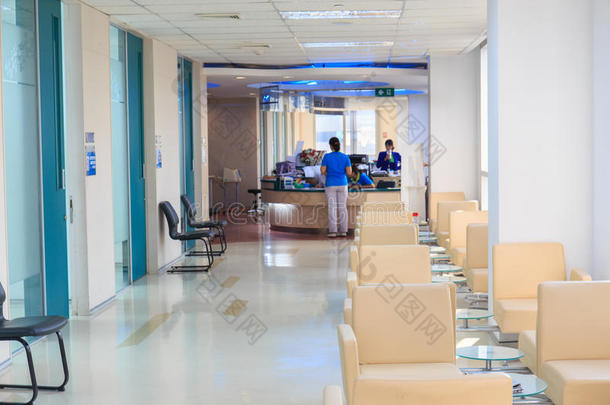 医院室内走廊和候诊座位