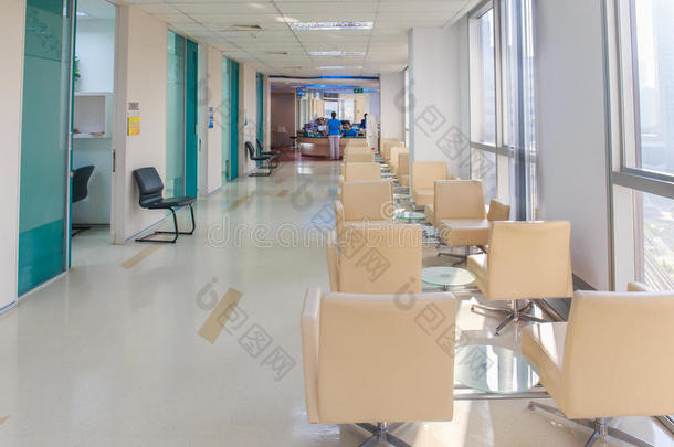 医院室内走廊和候诊座位