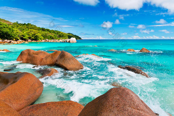 <strong>安塞</strong>拉齐奥海滩上的花岗岩。塞舌尔群岛