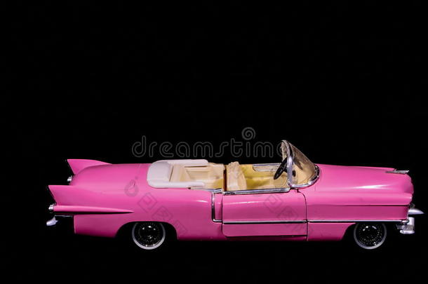 粉色凯迪拉克汽车玩具模型