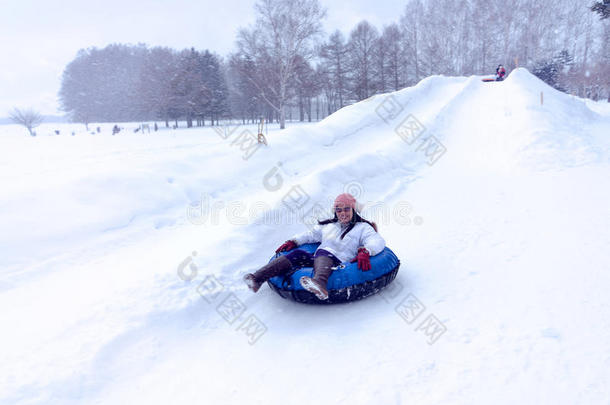 雪地滑块