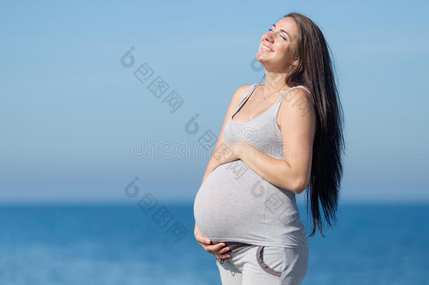 海上孕妇